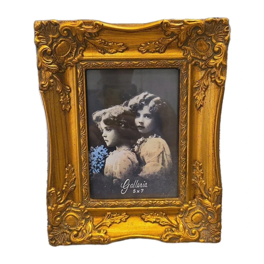 Gold Tone Thick Victorian Style Picture Frame 5x7